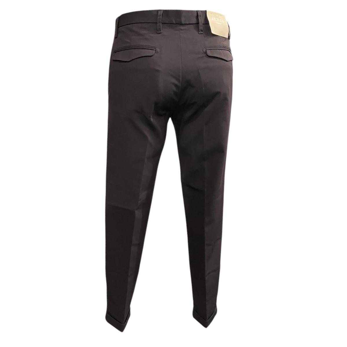 Pantalone Uomo Atipico