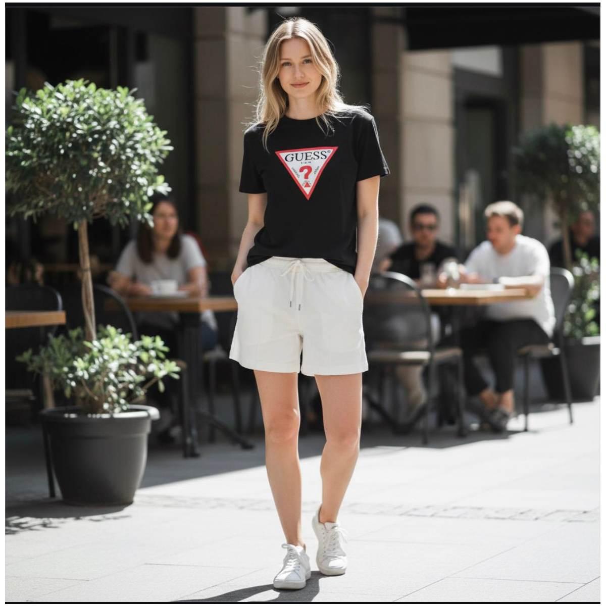 Short Donna Guess W6GD53D5NW2 GJW1