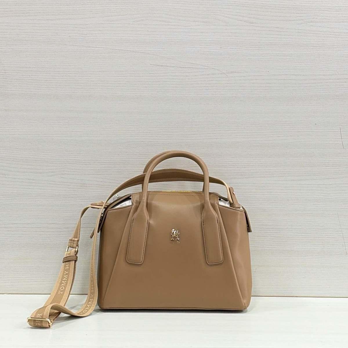 Borsa Donna Tomm hilfigher AW18532 RBC