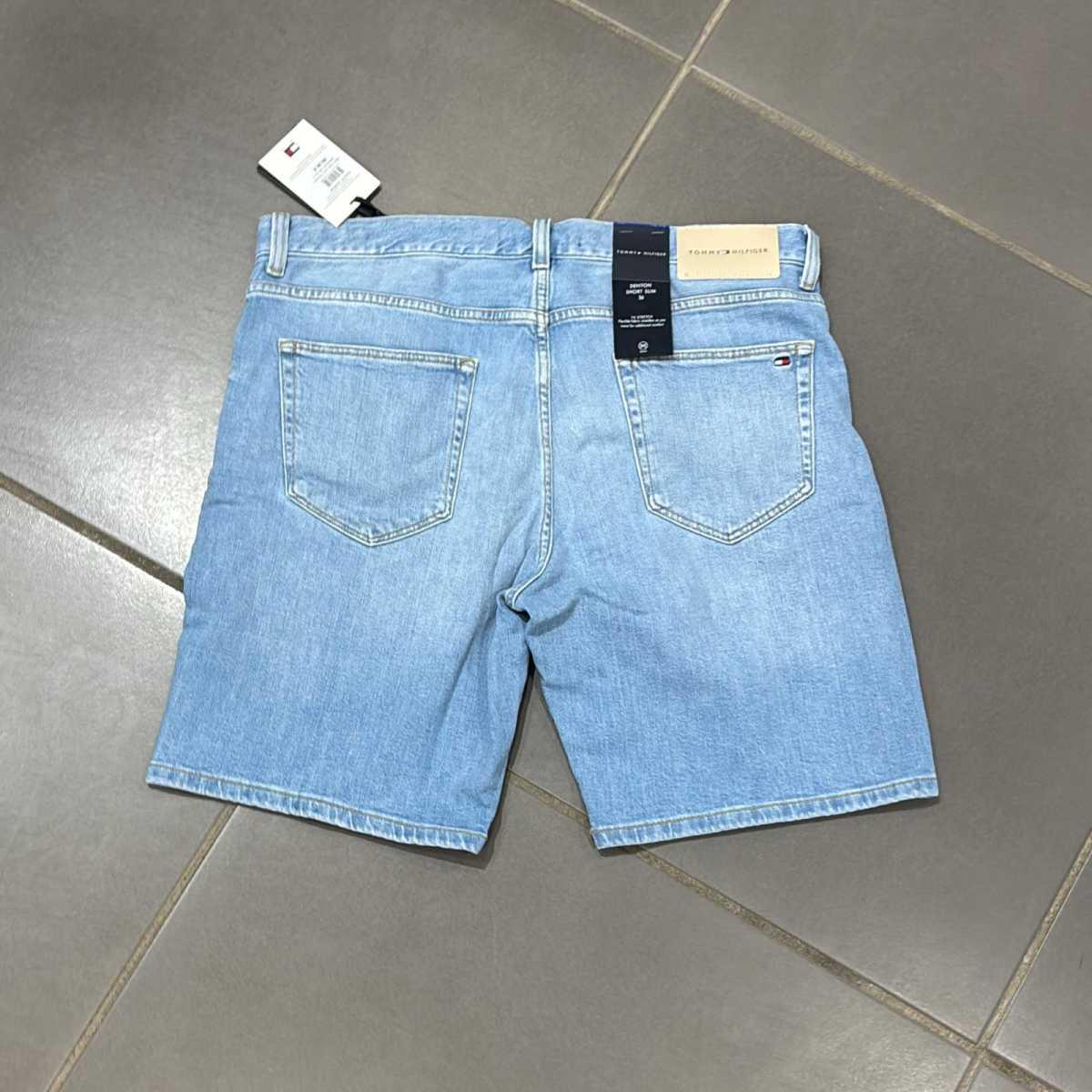 Bermuda Uomo Tommy MW42625 1AB